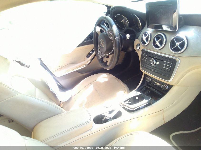 2017 MERCEDES-BENZ GLA GLA 250 - WDCTG4GB1HJ345948