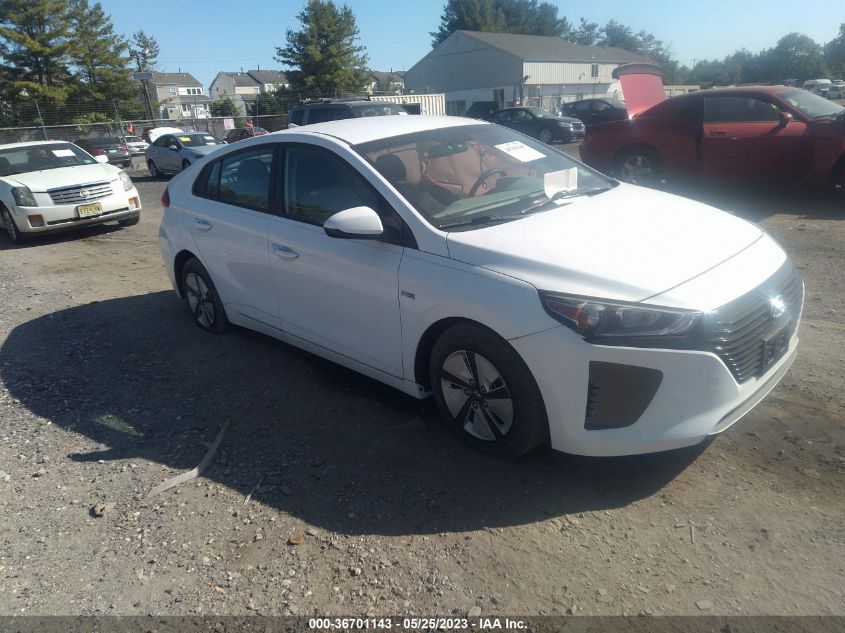 2018 HYUNDAI IONIQ HYBRID BLUE - KMHC65LC8JU065005