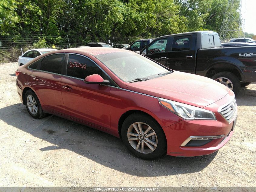 2015 HYUNDAI SONATA 2.4L SE - 5NPE24AF9FH054547