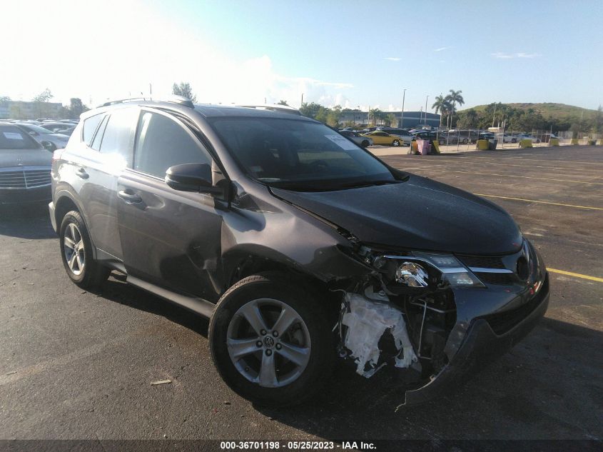 2015 TOYOTA RAV4 XLE - JTMWFREV2FJ049267