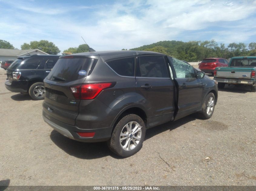 2019 FORD ESCAPE SE - 1FMCU9GD7KUA31722