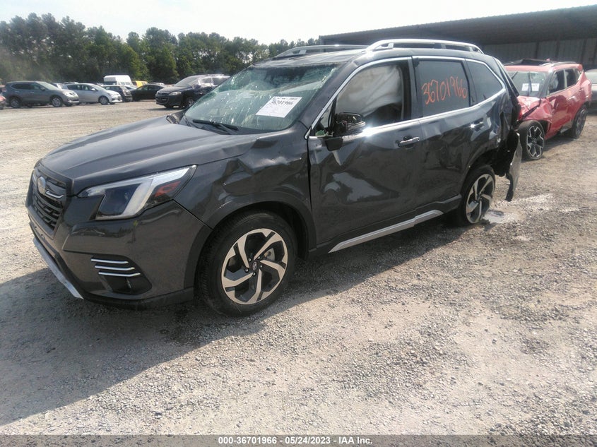 VIN JF2SKARC2NH447526 2022 SUBARU FORESTER TOURING