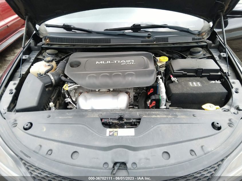 2015 CHRYSLER 200 S - 1C3CCCBB8FN755188