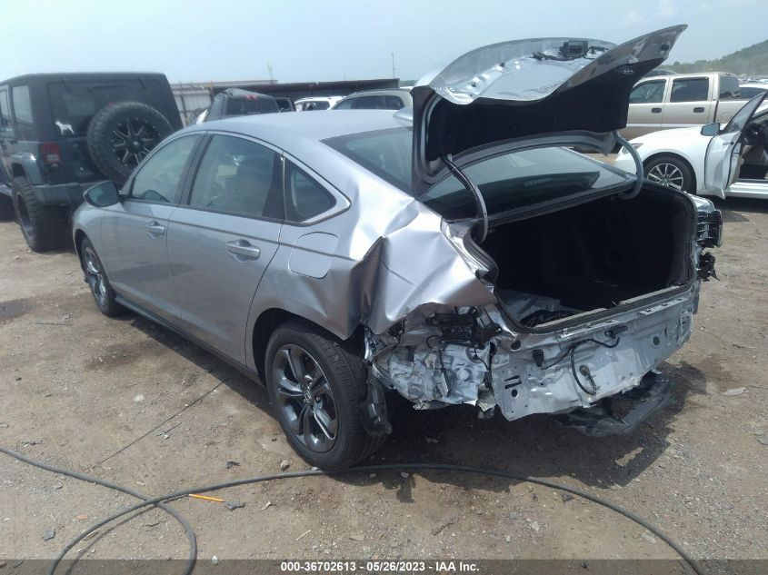 2023 HONDA ACCORD SEDAN EX - 1HGCY1F33PA009861