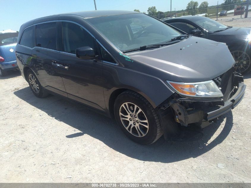 VIN 5FNRL5H42DB055785 2013 HONDA ODYSSEY no.1