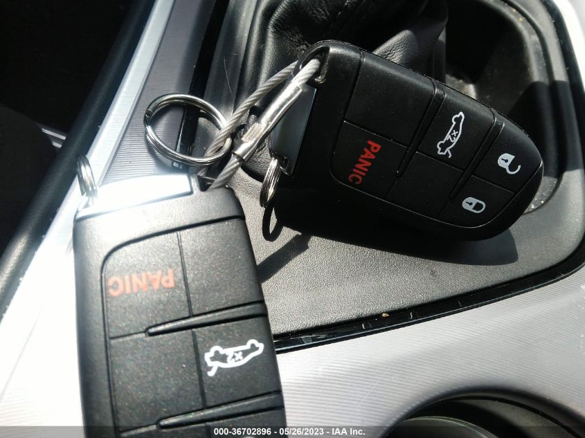 2022 DODGE CHALLENGER SXT - 2C3CDZAG1NH263719