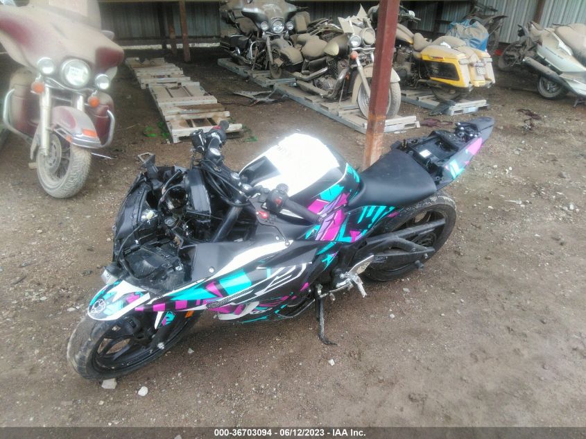 2017 YAMAHA YZFR3 A MH3RH15Y2HK001737