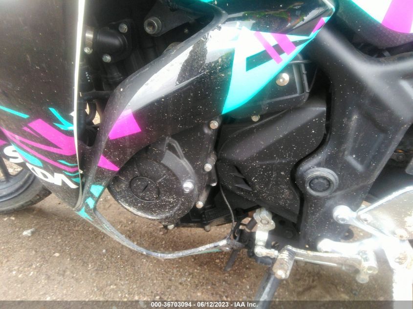 2017 YAMAHA YZFR3 A MH3RH15Y2HK001737
