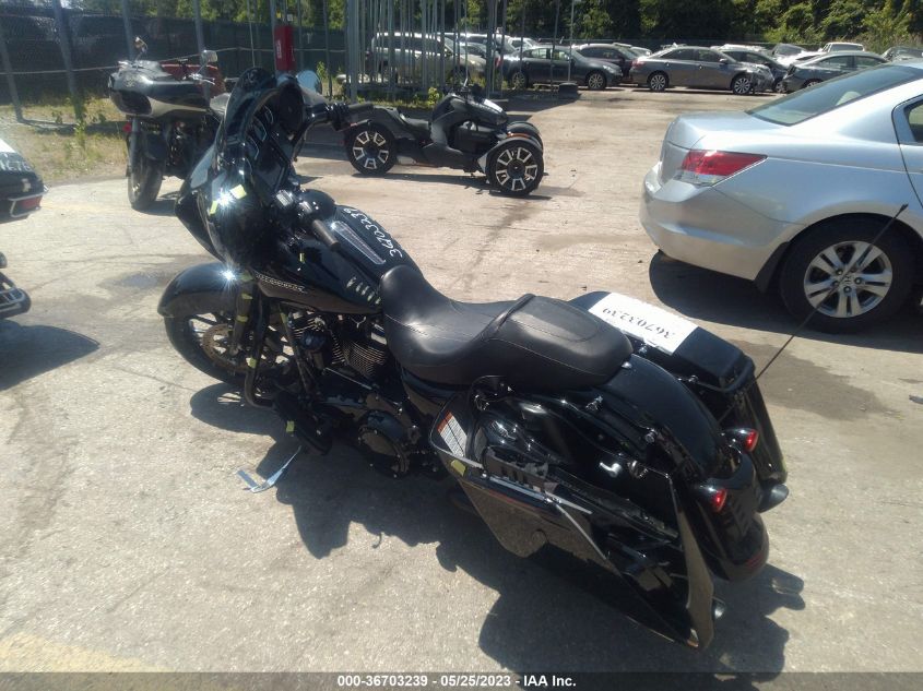 2018 HARLEY-DAVIDSON FLHXS STREET GLIDE SPECIAL - 1HD1KRC12JB684321