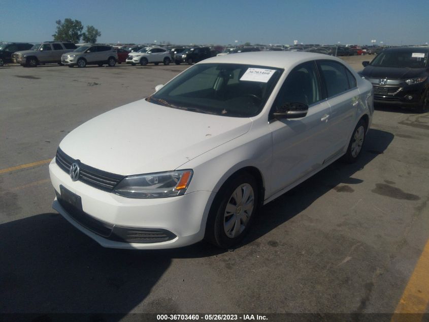 2013 VOLKSWAGEN JETTA SEDAN SE - 3VWDP7AJ1DM218008