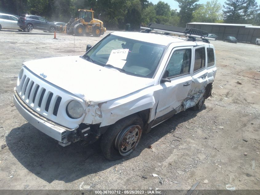 VIN 1C4NJPBB4ED813173 2014 JEEP PATRIOT no.2