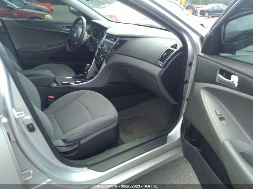 2013 HYUNDAI SONATA GLS - 5NPEB4AC1DH640663