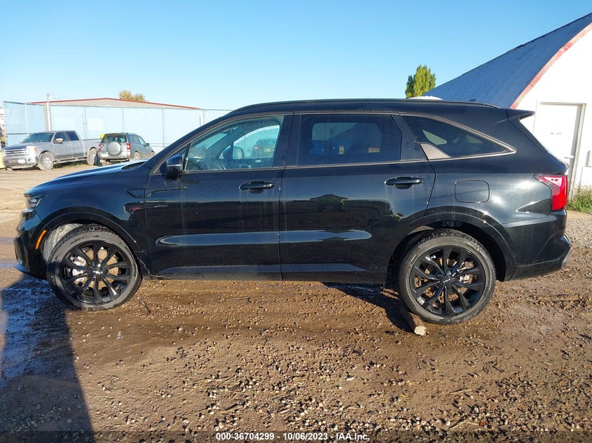 VIN 5XYRKDLF9NG127209 2022 KIA SORENTO SX