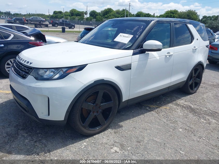 VIN SALRGBBV6HA027757 2017 LAND ROVER DISCOVERY SE