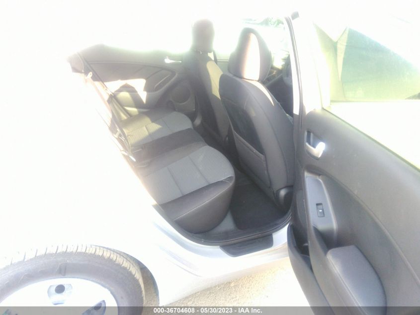 2017 KIA FORTE LX - 3KPFL4A76HE138214