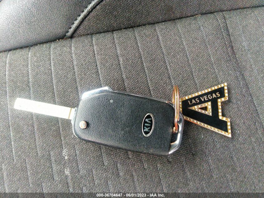 2021 KIA SELTOS S - KNDEU2AA6M7049911