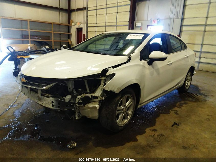 2018 CHEVROLET CRUZE LT - 1G1BE5SM2J7192773