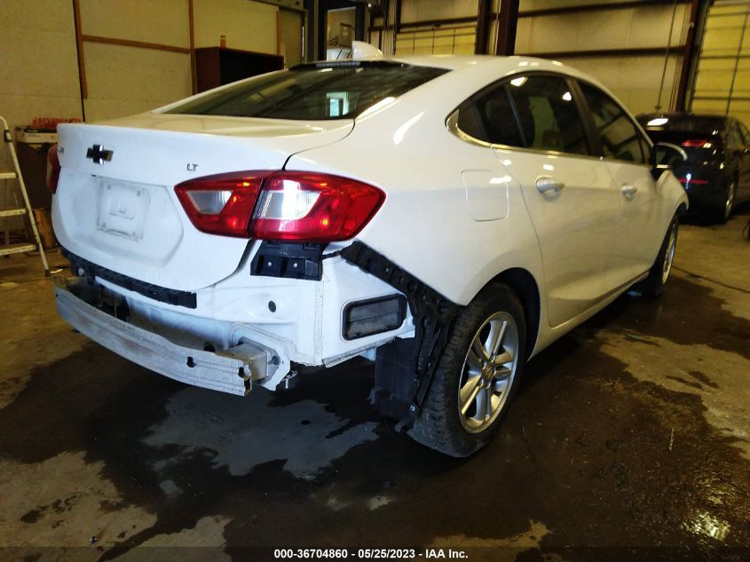 2018 CHEVROLET CRUZE LT - 1G1BE5SM2J7192773