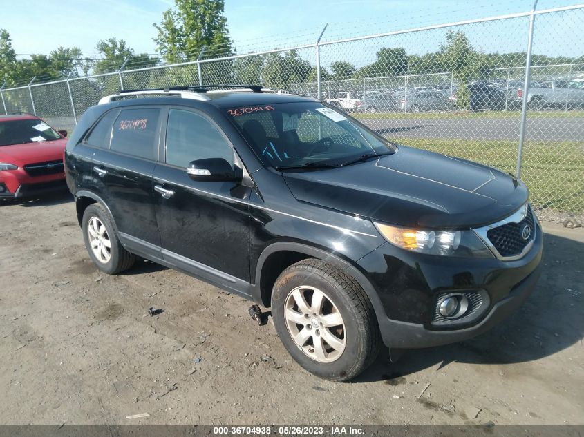 2013 KIA SORENTO LX - 5XYKT3A68DG349475