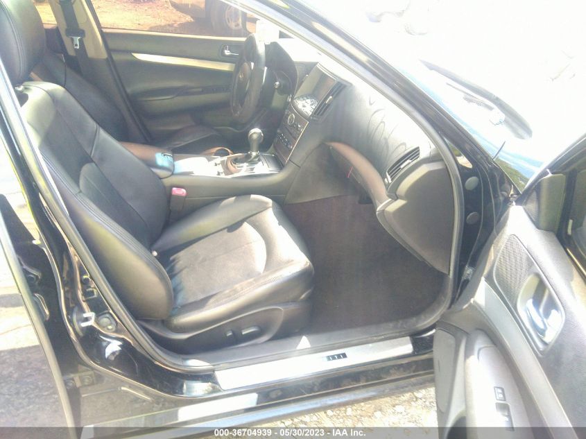 2015 INFINITI Q40 JN1CV6AP5FM500639