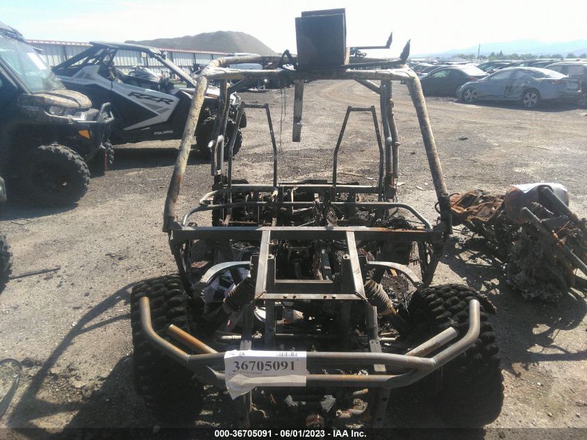 2014 CAN-AM COMMANDER 1000 XT - 3JBKKHP10EJ000301