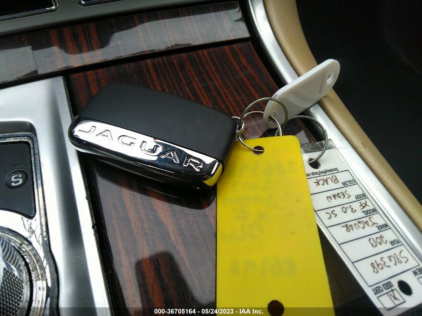 2013 JAGUAR XF - SAJWJOEF6D8S86398