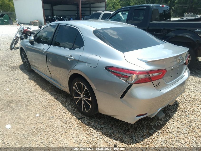 2018 TOYOTA CAMRY LE/SE/XLE/L - JTNB11HK5J3022962
