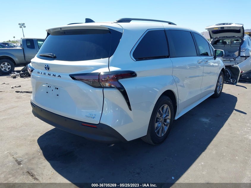 VIN 5TDYRKEC5PS146957 2023 TOYOTA SIENNA XLE