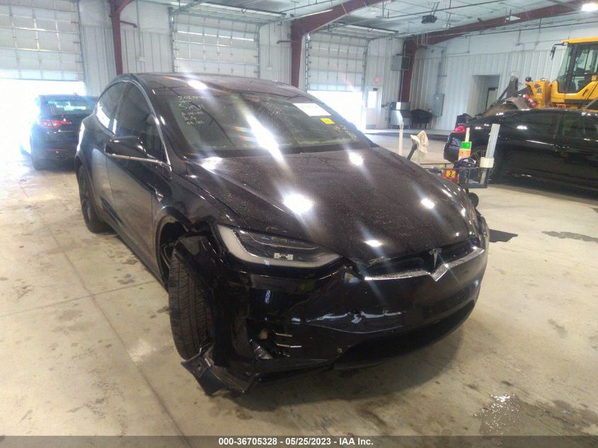 2018 TESLA MODEL X 75D/100D/P100D - 5YJXCBE48JF111332