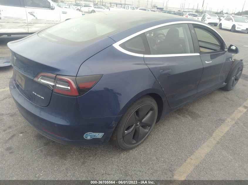 VIN 5YJ3E1EB0JF131043 2018 TESLA MODEL 3 LONG RANGE