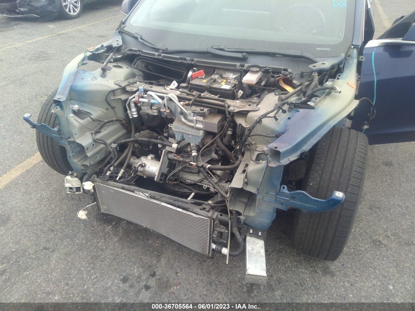 VIN 5YJ3E1EB0JF131043 2018 TESLA MODEL 3 LONG RANGE