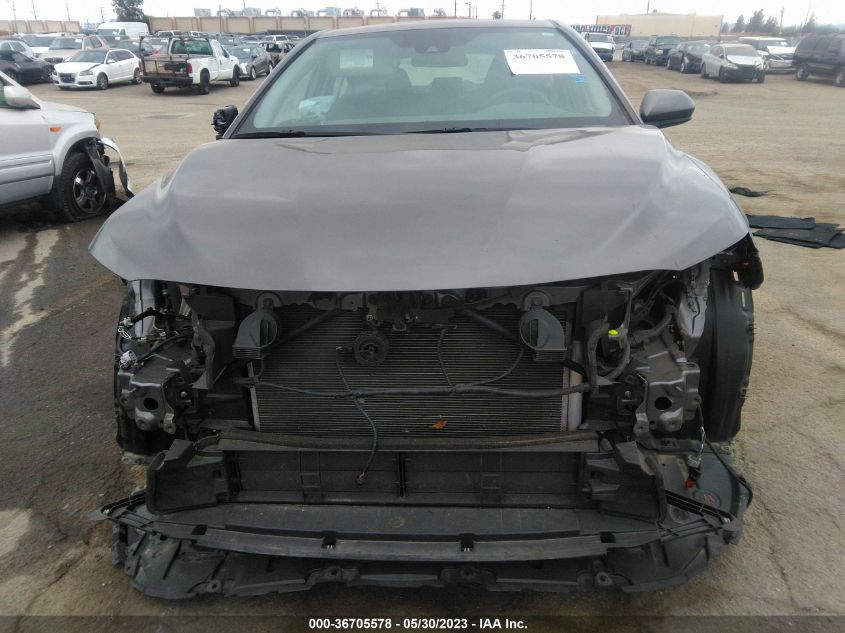 2020 TOYOTA CAMRY HYBRID LE - 4T1C31AK7LU532042