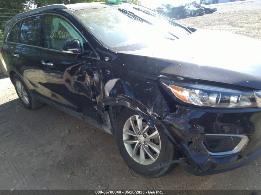 2016 KIA SORENTO LX - 5XYPG4A31GG181592