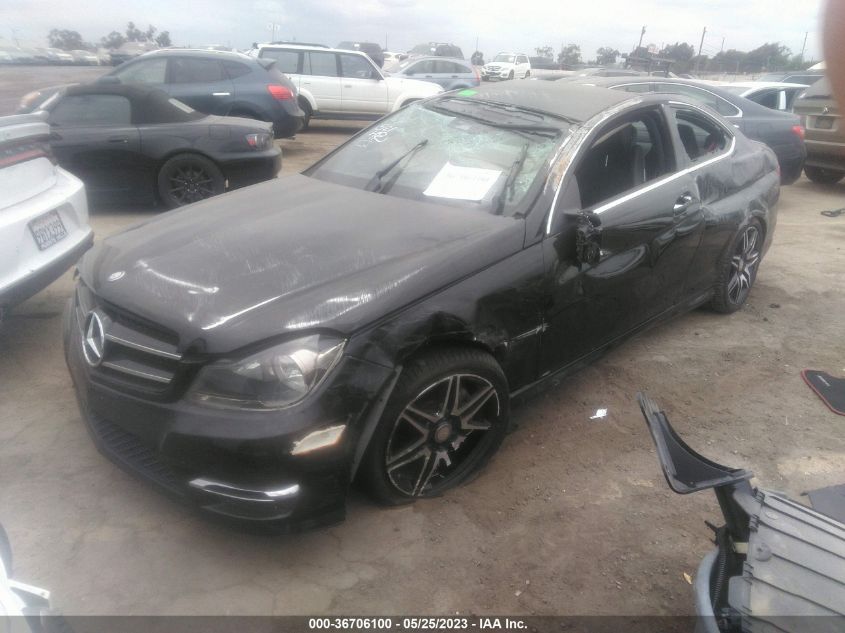 2014 MERCEDES-BENZ C-CLASS C 350 - WDDGJ5HB4EG257052