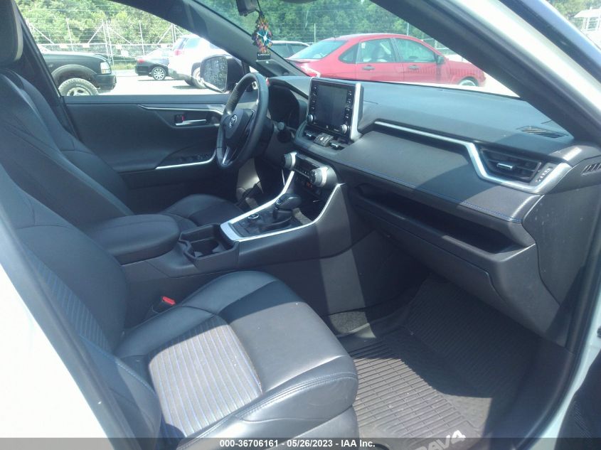 2020 TOYOTA RAV4 HYBRID XSE - JTMEWRFV8LJ041213