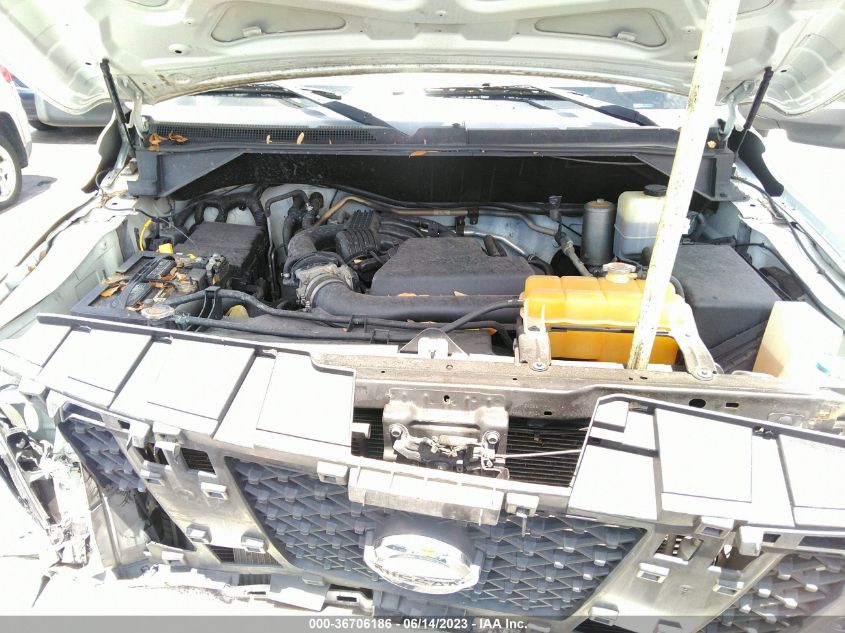 2015 NISSAN NV SV 1N6BF0KL6FN807128