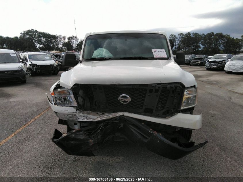 2015 NISSAN NV SV 1N6BF0KL6FN807128