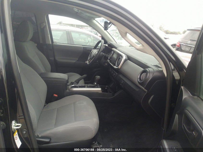 VIN 3TMBZ5DNXJM012947 2018 TOYOTA TACOMA SR5/TRD SPORT