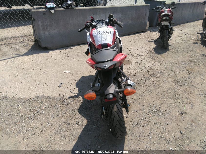 2015 YAMAHA YZFR3 MH3RH06Y4FK007058