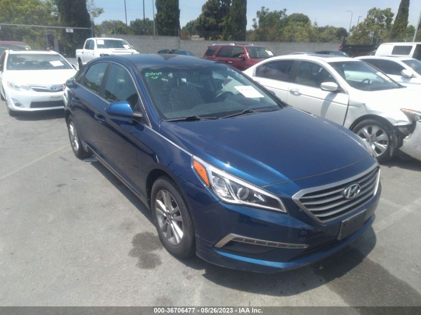 2015 HYUNDAI SONATA 2.4L SE - 5NPE24AF8FH019885