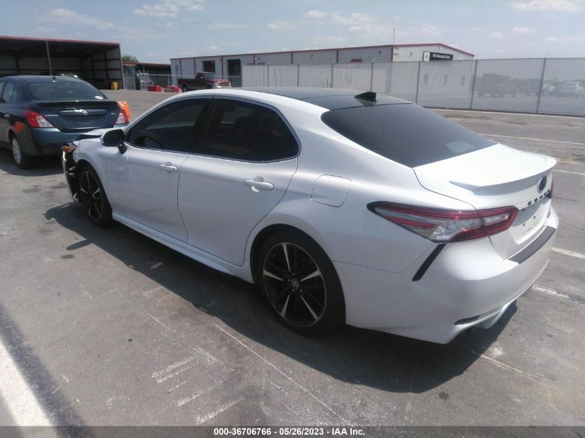 2018 TOYOTA CAMRY XSE - 4T1B61HK3JU031624