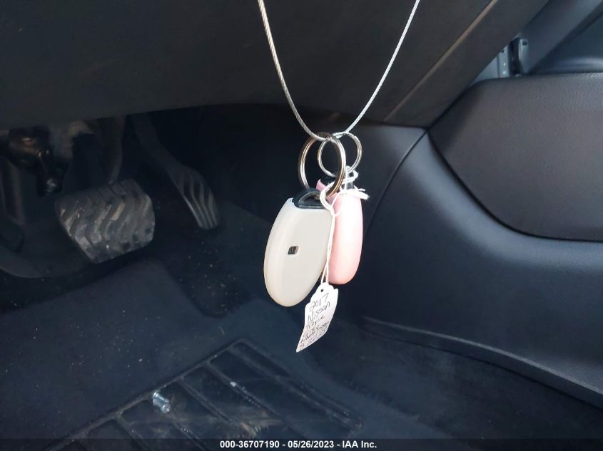 2017 NISSAN ROGUE SV - KNMAT2MVXHP503082