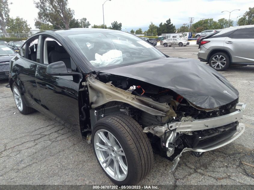 2023 TESLA MODEL Y LONG RANGE - 7SAYGAEE6PF711970