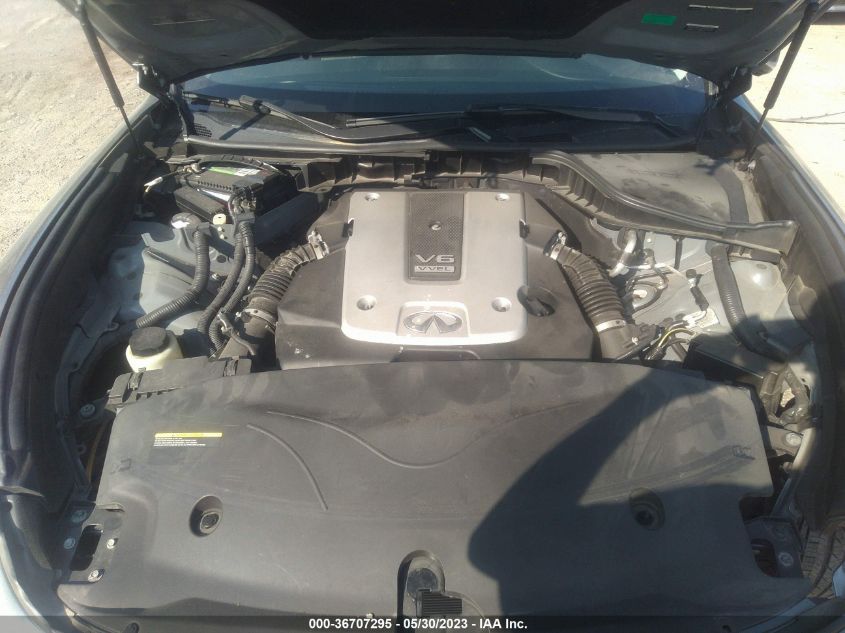 2015 INFINITI Q70 JN1BY1AR4FM561990