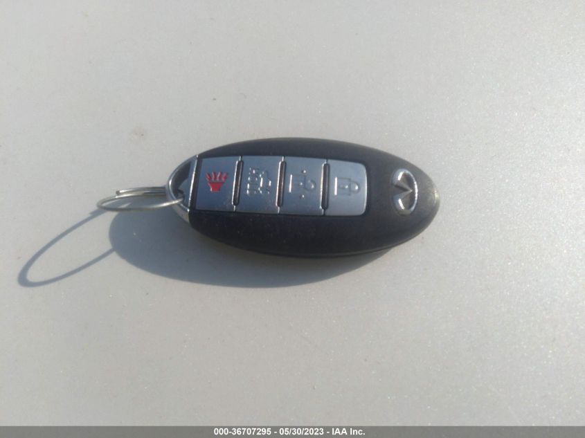 2015 INFINITI Q70 JN1BY1AR4FM561990