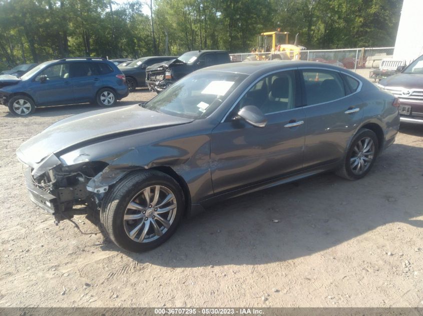 2015 INFINITI Q70 JN1BY1AR4FM561990