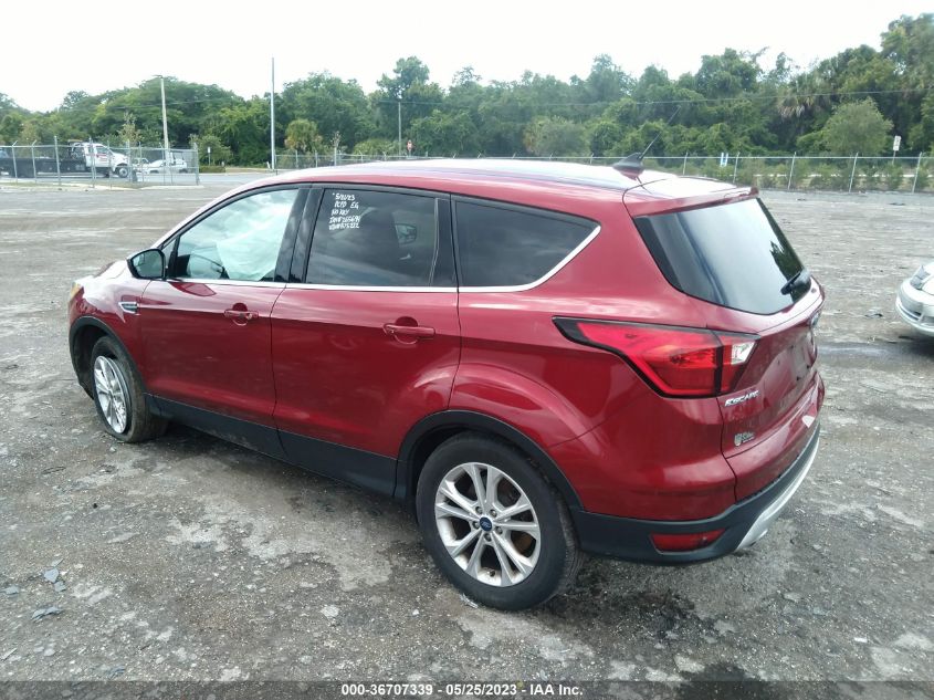 2019 FORD ESCAPE SE - 1FMCU0GD0KUB75222