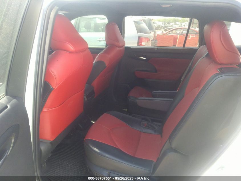 2022 TOYOTA HIGHLANDER XSE - 5TDJZRBHXNS187690