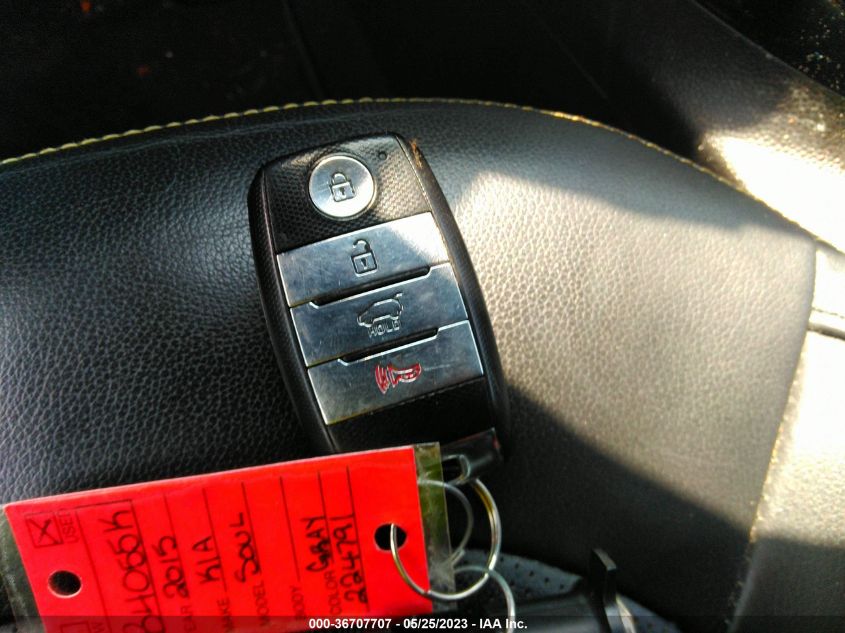 2015 KIA SOUL + - KNDJP3A58F7224791