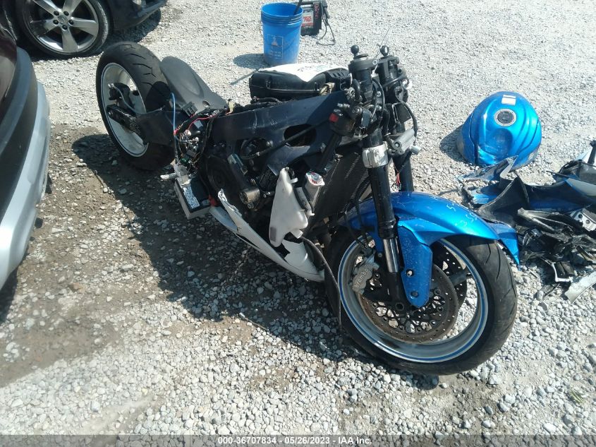2011 SUZUKI GSX-R600 - JS1GN7FA2B2100465